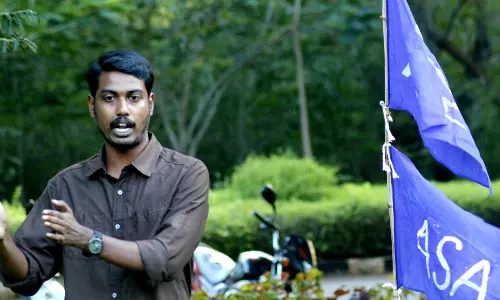 കേരള മുഖ്യമന്ത്രി പിണറായി വിജയന്  ദലിത് വിദ്യാർത്ഥിയുടെ  തുറന്ന കത്ത്