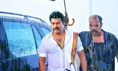 മാസ് ലുക്കില്‍ മമ്മൂട്ടി; മധുരരാജ ഫസ്റ്റ് ലുക്ക് പുറത്ത്