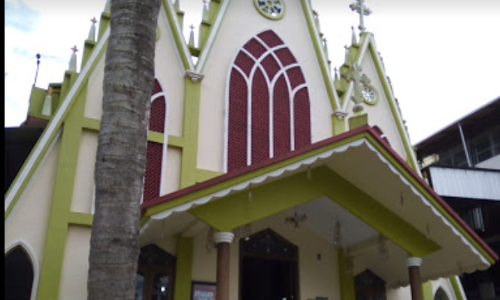 മാന്ദാമംഗലം പള്ളി സംഘര്‍ഷം; ഇരുവിഭാഗങ്ങളോടും പള്ളിയില്‍ നിന്ന് ഒഴിയണമെന്ന് ജില്ലാ ഭരണകൂടം