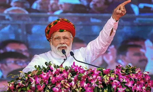 ‘’ആയുഷ്മാന്‍ ഭാരത് കാര്‍ഡുമായി പോയാല്‍ കറാച്ചിയിലും ചികിത്സ കിട്ടും’’; നാക്ക് പിഴച്ചപ്പോള്‍ മോദി തിരുത്തിയത് ഇങ്ങനെ...