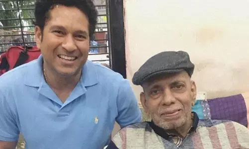 രമാകാന്ത് അച്ച്‍‍‍‍‍‍‍‍രേക്കര്‍ അന്തരിച്ചു