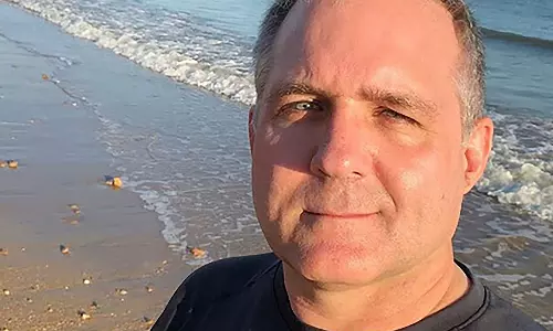 ബ്രിട്ടീഷ് അമേരിക്കന്‍ പൗരനെ  രനെ റഷ്യയില്‍ കസ്റ്റഡിയിലെടുത്തതില്‍ പ്രതിഷേധം ശക്തം