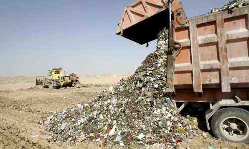 പുതുവര്‍ഷാഘോഷ ശേഷം ദുബൈ നഗരത്തില്‍ നിന്ന് നീക്കം ചെയ്തത് 87 ടണ്‍ മാലിന്യം