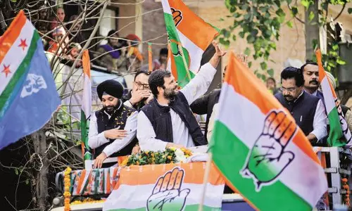 നേതാക്കള്‍ മറുകണ്ടം ചാടിയെങ്കിലും അണികള്‍ കൂടെയുണ്ടെന്ന പ്രതീക്ഷയില്‍ തെലങ്കാനയിലെ കോണ്‍ഗ്രസ്