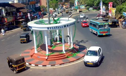 ഹര്‍ത്താലിനെ പരാജയപ്പെടുത്തി മലപ്പുറം