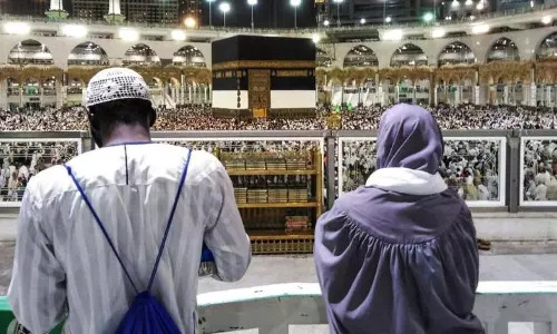 ഹജ്ജ്-ഉംറ തീര്‍ഥാടകര്‍ക്കായി ആഗോള സര്‍വീസ് ആരംഭിക്കാന്‍ ഒരുങ്ങി സൗദി എയര്‍ലെെന്‍സും മന്ത്രാലയവും