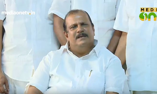 പിസി മാലയൂരാന് പോകുകയാണ് പിസി മാലയൂരാന് പോകുകയാണ്