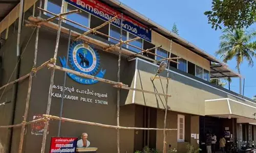 കടയ്ക്കാവൂർ പോക്‍സോ കേസ്: അമ്മയ്ക്കെതിരായ പരാതിയില്‍ ഉറച്ചുനില്‍ക്കുന്നുവെന്ന് മൂത്തമകന്‍