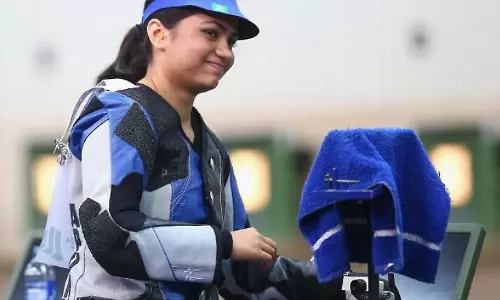 ഷൂട്ടിങ് ലോകകപ്പില്‍ സ്വര്‍ണ്ണത്തില്‍ ചാലിച്ച ചരിത്ര നേട്ടത്തോടെ അപൂര്‍വി ചന്ദേല 