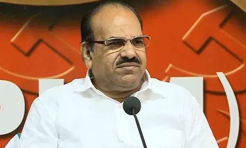 ‘പി.ജെ ജോസഫ് രാഷ്ട്രീയ നിലപാട് പ്രഖ്യാപിച്ച് യു.ഡി.എഫിന് പുറത്ത് വരട്ടെ, അപ്പോഴാകാം ചര്‍ച്ച’ കോടിയേരി