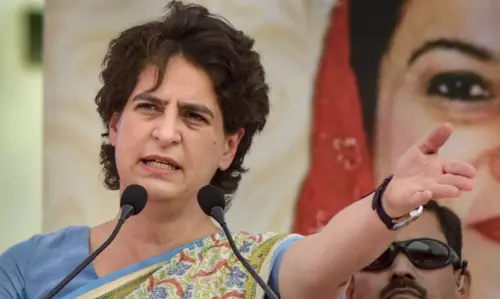 കേന്ദ്ര സര്‍ക്കാരിന്‍റേത് ഭീരുത്വം; യുവജനങ്ങളെ അടിച്ചമര്‍ത്താമെന്ന് കരുതേണ്ട: പ്രിയങ്ക ഗാന്ധി