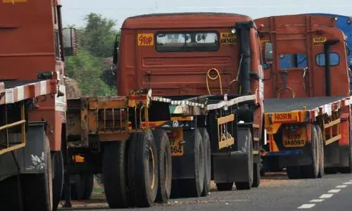 വല്ലാര്‍പാടം കണ്ടെയ്നര്‍ റോഡിലെ ടോള്‍ പിരിവ്: തടസപ്പെടുത്തുന്നവര്‍ക്കെതിരെ കര്‍ശന നടപടിയെന്ന്  കലക്ടര്‍