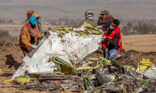 എത്യോപ്യന്‍ വിമാനാപകടത്തിന് കാരണം തേടി അധികൃതര്‍; ബോയിങ് 737 വിമാനത്തിന്റെ ബ്ലാക്ക് ബോക്സ് പരിശോധനക്കായി ഫ്രാന്‍സിലെത്തിച്ചു