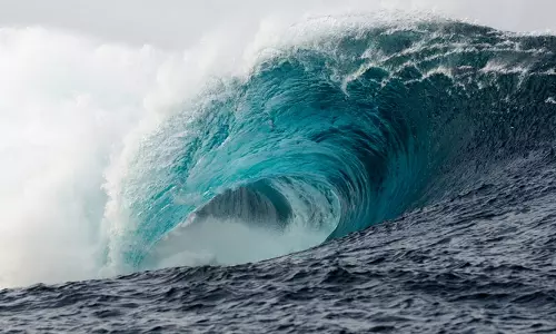 ഇന്തോനേഷ്യന്‍ സുനാമി; മരണപ്പെട്ടവരുടെ എണ്ണം 373 ആയി