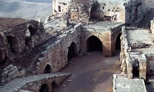 സിറിയയിലെ പ്രധാന പൈതൃക കോട്ടയായ ‘ക്രാക് ദെ ചെവിയേഴ്സ്’ വീണ്ടെടുക്കാന്‍ ശ്രമം