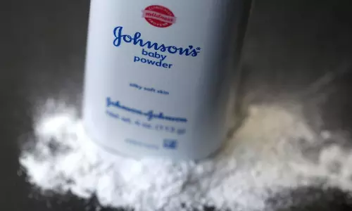 ടാല്‍ക്കം പൗഡര്‍ ഉപയോഗിച്ചവര്‍ക്ക് കാന്‍സര്‍; ജോണ്‍സണ്‍ ആന്റ് ജോണ്‍സണ്‍ 201 കോടി രൂപ നഷ്ടപരിഹാരം നല്‍കാന്‍ ഉത്തരവ്