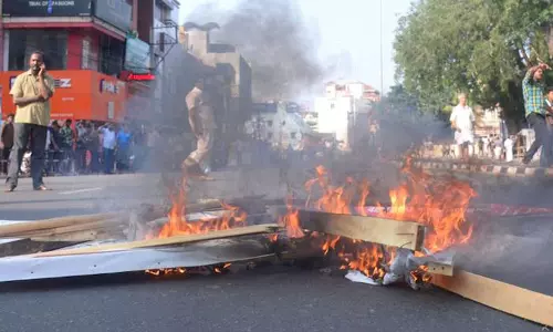 ഹര്‍ത്താലിനിടെയുണ്ടായ അക്രമങ്ങളില്‍ കേന്ദ്ര ആഭ്യന്തര മന്ത്രാലയം റിപ്പോര്‍ട്ട് തേടി