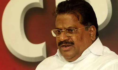 പേരാമ്പ്ര മസ്ജിദിന് കല്ലെറിഞ്ഞ സംഭവം; പൊലീസിനെതിരെ  ഇ.പി ജയരാജന്‍, എഫ്.ഐ.ആര്‍ എഴുതിചേര്‍ത്തത് 