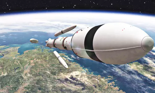 അറേബ്യൻ ലോകത്ത്​ നിന്നുള്ള ആദ്യ ബഹിരാകാശ സഞ്ചാരിയെ മെയിൽ പ്രഖ്യാപിക്കും