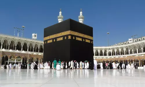 ഉംറ തീര്‍ത്ഥാടകരെ ലക്ഷ്യം വെച്ച് തട്ടിപ്പു സംഘങ്ങള്‍ വിലസുന്നതായി പരാതി