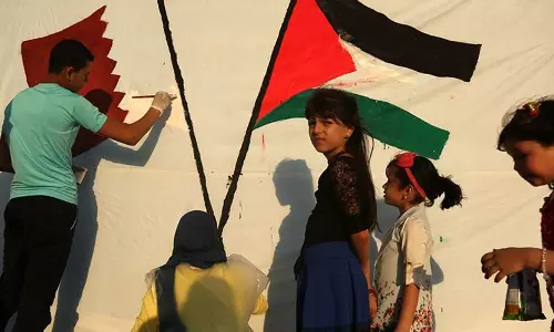 ഗസ്സക്ക് കെെതാങ്ങായി ഖത്തര്‍; ധനസഹായ പദ്ധതിയുടെ രണ്ടാം ഘട്ടത്തിന് തുടക്കമായി