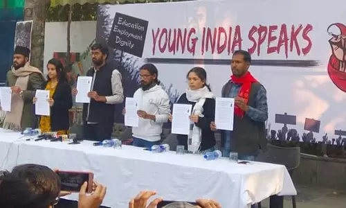 കേന്ദ്ര സര്‍ക്കാറിനെതിരെ പ്രക്ഷോഭവുമായി രാജ്യത്തെ വിദ്യാര്‍ഥികളും യുവാക്കളും ഒന്നിക്കുന്നു