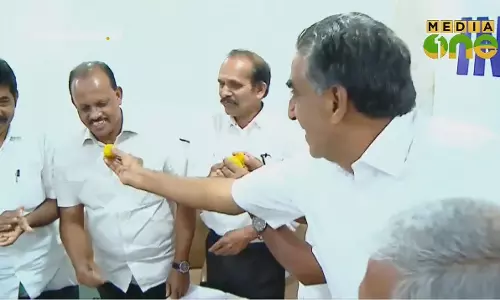 കാൽനൂറ്റാണ്ട് കാലം കാത്തിരുന്ന ഒരു ന്യൂനപക്ഷ പാർട്ടി കാൽനൂറ്റാണ്ട് കാലം കാത്തിരുന്ന ഒരു ന്യൂനപക്ഷ പാർട്ടി