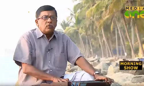 ‘ഓത്തുപള്ളി’ യുടെ ഗായകന്‍ വിടി മുരളിയുടെ പാട്ട് ജീവിതത്തിന് അമ്പതാണ്ട്  