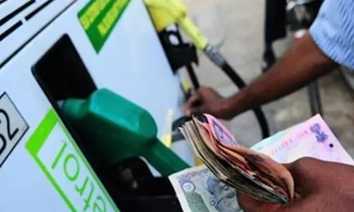 ഒരു ദിവസത്തെ ഇടവേള: രാജ്യത്ത് ഇന്നും ഇന്ധനവില കൂട്ടി