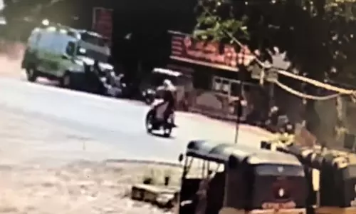 കൊല്ലത്ത് ആംബുലന്‍സ് ഇടിച്ച് ഒരാള്‍ മരിച്ചു