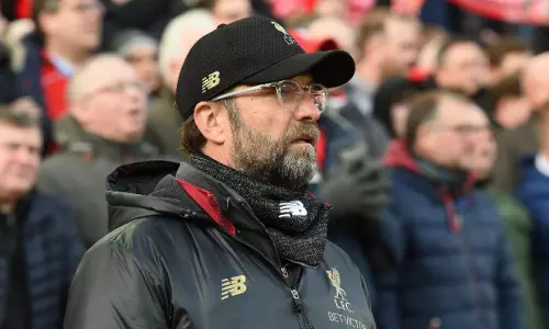 മത്സരം സമനിലയാവാന്‍ കാരണം കാറ്റെന്ന് ലിവര്‍പ്പൂള്‍ പരിശീലകന്‍; ട്രോളി സോഷ്യല്‍ മീഡിയ