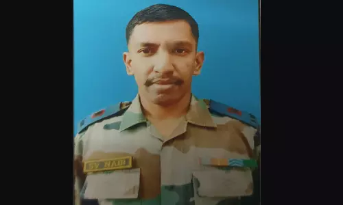 കശ്മീരില്‍ സ്ഫോടനം; മലയാളി മേജര്‍ അടക്കം രണ്ടു പേര്‍ കൊല്ലപ്പെട്ടു