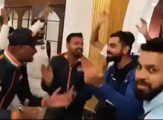 ‘മേരാ ദേശ് കി ദര്‍ത്തി...’; ഇന്ത്യന്‍ സേനക്കൊപ്പം ചുവട് വെച്ച് വിരാടും സംഘവും