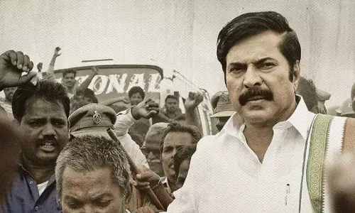 വൈ.എസ്.ആറായി മമ്മൂട്ടിയുടെ അതിശയിപ്പിക്കുന്ന  പ്രകടനം; ‘യാത്ര’ ട്രെയിലര്‍ കാണാം