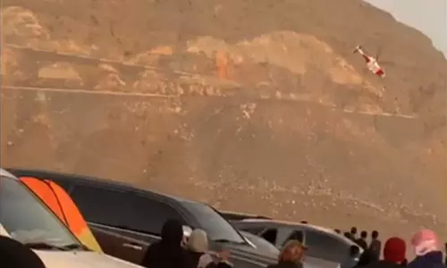 റാസൽ ഖൈമയിൽ ആംബുലൻസ് ഹെലികോപ്റ്റർ തകർന്ന് വീണ് 4 പേർ മരിച്ചു