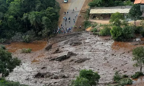 ബ്രസീലില് ഡാം തകര്ന്ന് അപകടം: കാണാതയവര്ക്കുള്ള തെരച്ചില് തുടരുന്നു ബ്രസീലില് ഡാം തകര്ന്ന് അപകടം: കാണാതയവര്ക്കുള്ള തെരച്ചില് തുടരുന്നു
