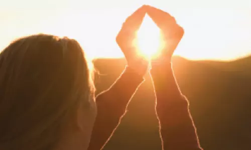 വെയില്‍ കൊള്ളണം, നല്ലതാണ്..