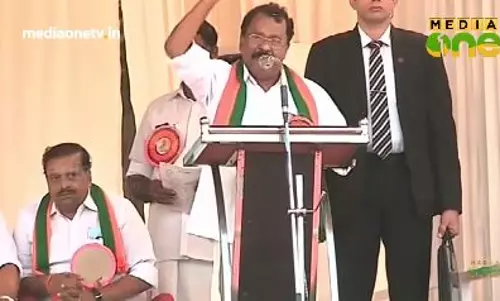 തെരഞ്ഞെടുപ്പ് പ്രചാരണത്തിന്റെ കേളികൊട്ട് തെരഞ്ഞെടുപ്പ് പ്രചാരണത്തിന്റെ കേളികൊട്ട്