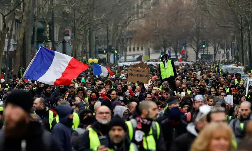 യൂറോപ്പ് അസ്വസ്ഥം; ഫ്രാന്‍സ്-ഇറ്റലി ബന്ധം വഷളാകുന്നു