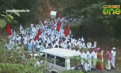 സ്വന്തം നിലക്ക് ആവേശം ഉല്പാദിപ്പിക്കുന്ന സ്ഥാനാർഥികൾ