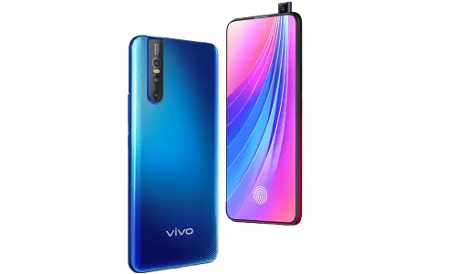 പോപ് അപ്പ് സെല്‍ഫി ക്യാമറയുമായി വിവോ