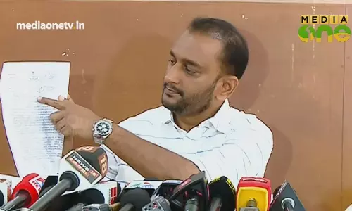 പികെ ഫിറോസിന്റെ മുന്നോട്ട് നീക്കം പികെ ഫിറോസിന്റെ മുന്നോട്ട് നീക്കം