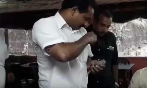 പഴയകാലത്തെ ഓര്‍മ്മിപ്പിച്ച് പണം പയറ്റ്; ഭാഗ്യവാന്‍മാര്‍ക്കായി നറുക്കെടുപ്പും