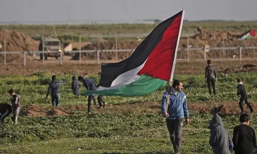 ഗസ്സ മുനമ്പില്‍ പ്രതിഷേധക്കാര്‍ക്കിടയിലേക്ക് വെടിയുതിര്‍ത്ത് ഇസ്രായേല്‍ സൈന്യം; രണ്ട് മരണം