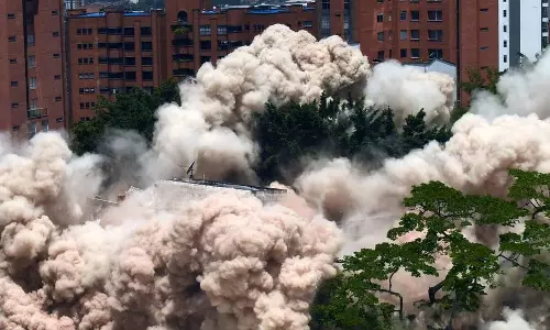 കുപ്രസിദ്ധ മയക്ക് മരുന്ന് വ്യാപാരി പാബ്ലോ എസ്കോബാറിന്റെ വീട് കൊളംബിയ തകര്‍ത്തു