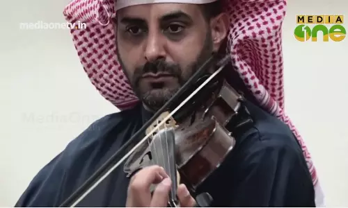 വയലിനിൽ കുവൈത്ത് പ്രതിഭയുടെ ഹരിവരാസനം 