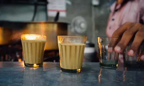 കടുപ്പത്തിലൊരു ചായയും ചേന്ദമംഗലം കൈത്തറിയും; ലോക ഉച്ചകോടിയിലെ ‘തട്ടുകട’ വിശേഷങ്ങള്‍