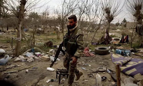 ഐ.എസിന്റെ കൈവശമുള്ള ബാഗ്ഹൗസ്‌ മേഖല പിടിച്ചെടുക്കാനുള്ള ശ്രമം സിറിയന്‍ സൈന്യം പുനരാരംഭിച്ചു 