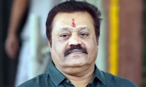 അനുഗ്രഹം തേടി സുരേഷ് ഗോപി എന്‍.എസ്.എസ് ആസ്ഥാനത്ത്; സുകുമാരന്‍ നായരുമായി കൂടിക്കാഴ്ച നടത്തി