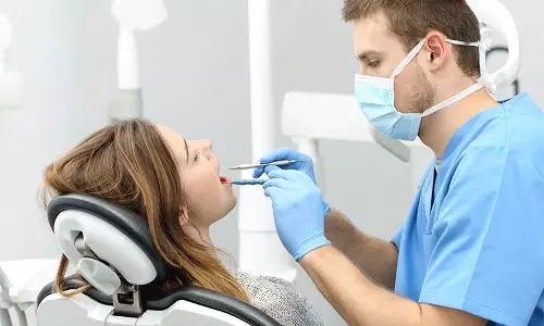 കൊറോണ കാലത്തെ പല്ലുവേദന; ഡെന്റിസ്റ്റിനോട് പത്ത് ചോദ്യങ്ങൾ